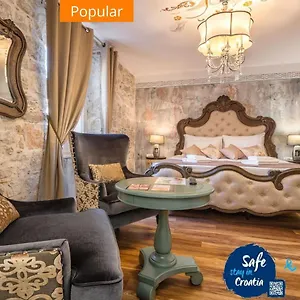 Plaza Marchi Old Town - Mag Quaint & Elegant Boutique 4* Split